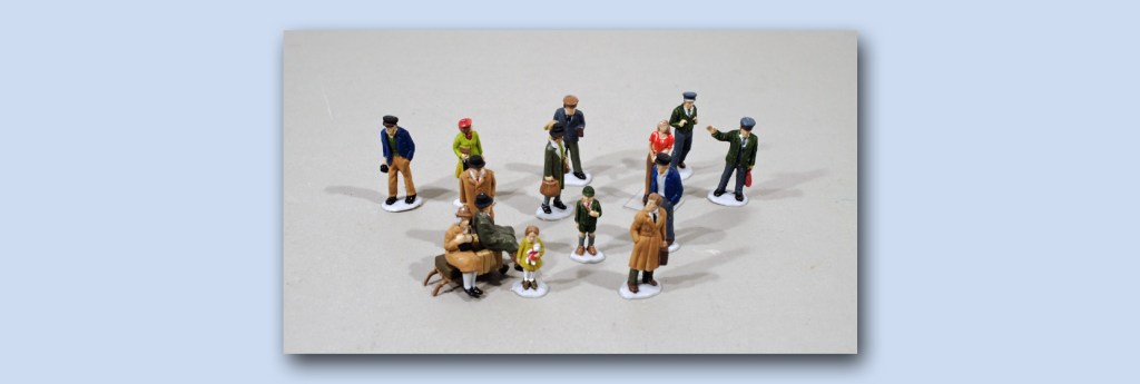 Fourteen Little People