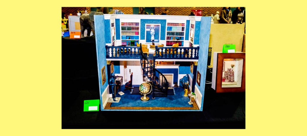 Do Miniaturists Live Minimal&nbsp;Lives?